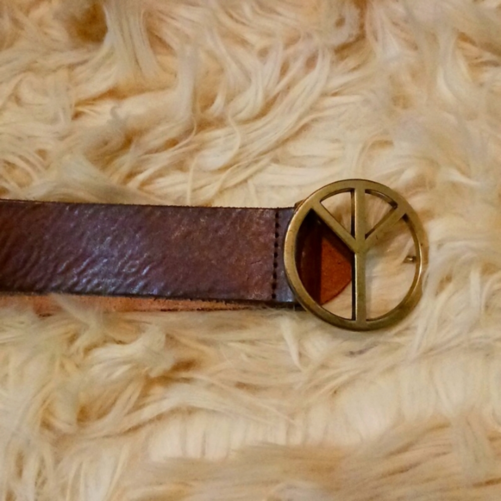 Mossimo Supply Co Peace buckle
